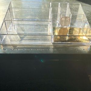 Acrylic makeup organizers